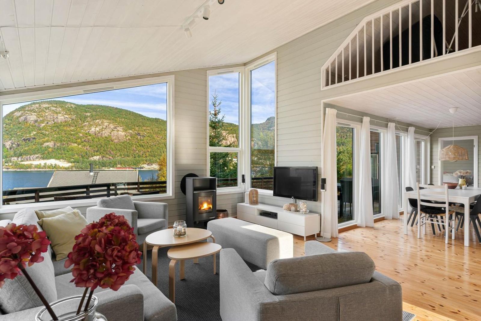 Charming House Located By The Fjord With The Pultpitrock Within Short Distance Villa Jørpeland Eksteriør bilde