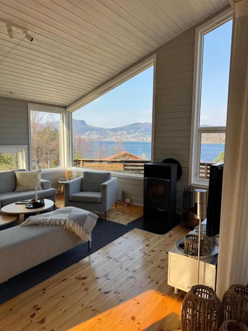 Charming House Located By The Fjord With The Pultpitrock Within Short Distance Villa Jørpeland Eksteriør bilde